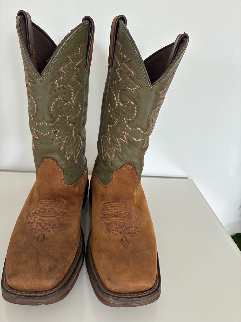 Durango Two-Tone Brown & Olive Western Pull-On Boots Size 8.5 EE NWOB